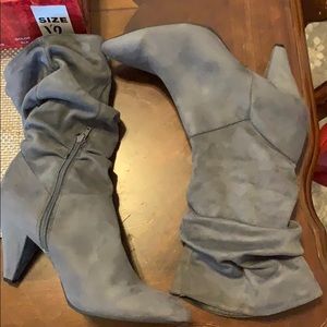 Women’s Boots Size 12 Wide